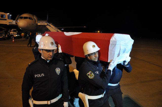 Şehit polis Ateş'in cenazesi Bayburt'a uğurlandı