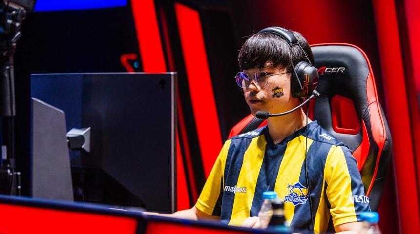 Şampiyonluk Ligi&rsquo;nden bir yıldız daha kaydı, Ruin CLG yolunda