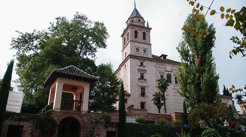 İslam sanatının incisi Elhamra Sarayı 