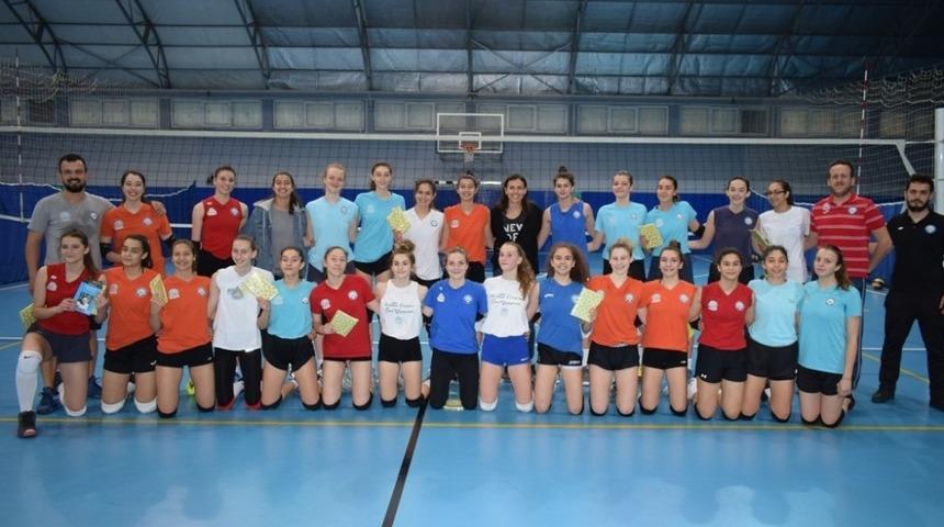 Kaptandan &ouml;rnek veda