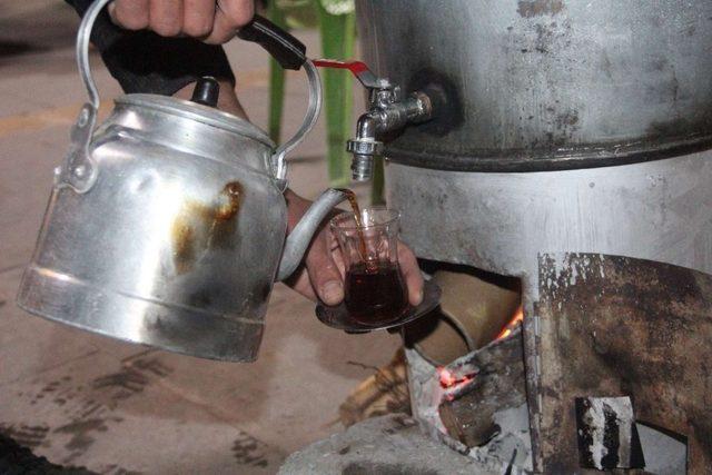 Hakkari’de Ramazan geceleri cıvıl cıvıl