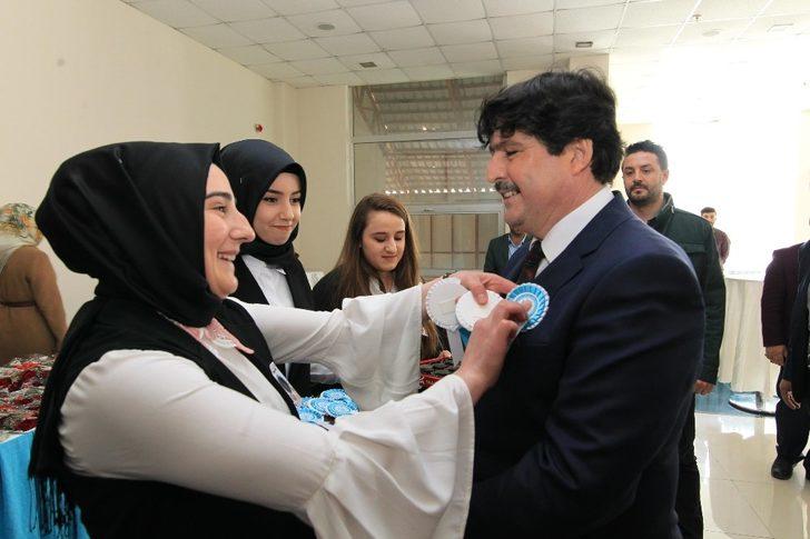 BEÜ’de Anneler Günü etkinliği G1