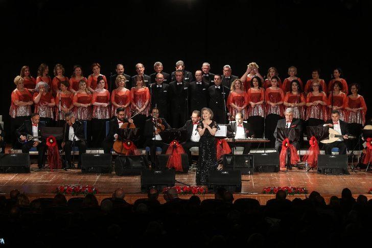 Ayşe Taş otistik çocuklar için sahne aldı G4