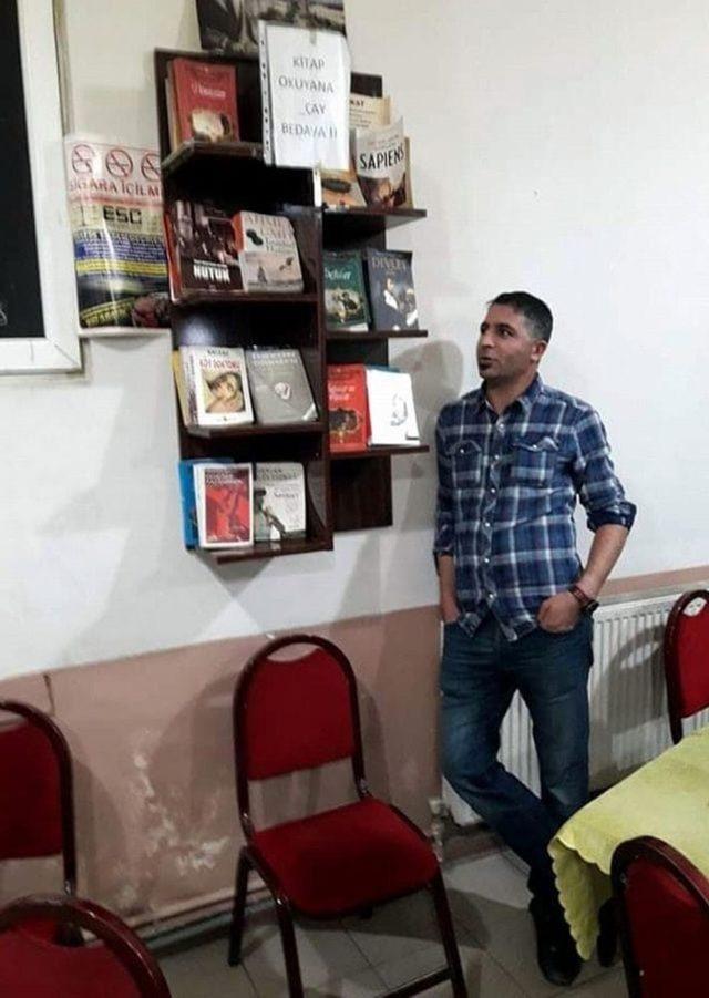 Akyaka’da kitap okuyana çay ve kahve bedava!