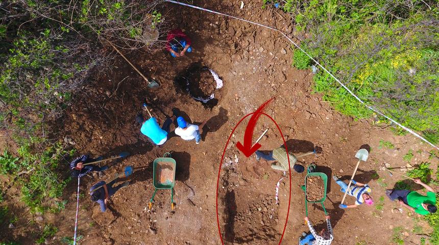 Kazdıkları yerden öyle bir şey çıktı ki... Yıllardır oradaymış!