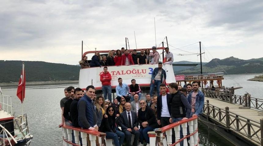 Vezirk&ouml;pr&uuml;&rsquo;y&uuml; gezdiler