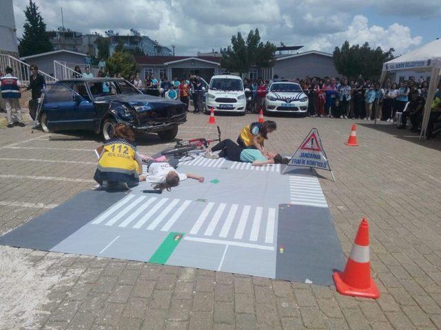 Jandarmadan Didim&rsquo;de helikopter destekli trafik kontrol&uuml; 2