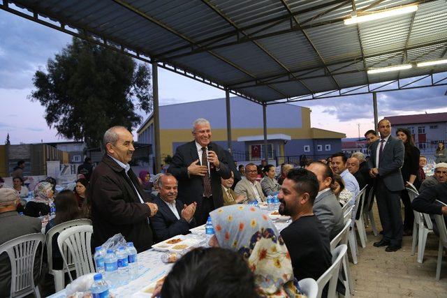 Başkan Atay, iftar yemeğinde Kadıköylülerle buluştu