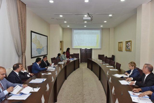 Vali Soytürk başkanlığında tahsisat komisyonu toplandı