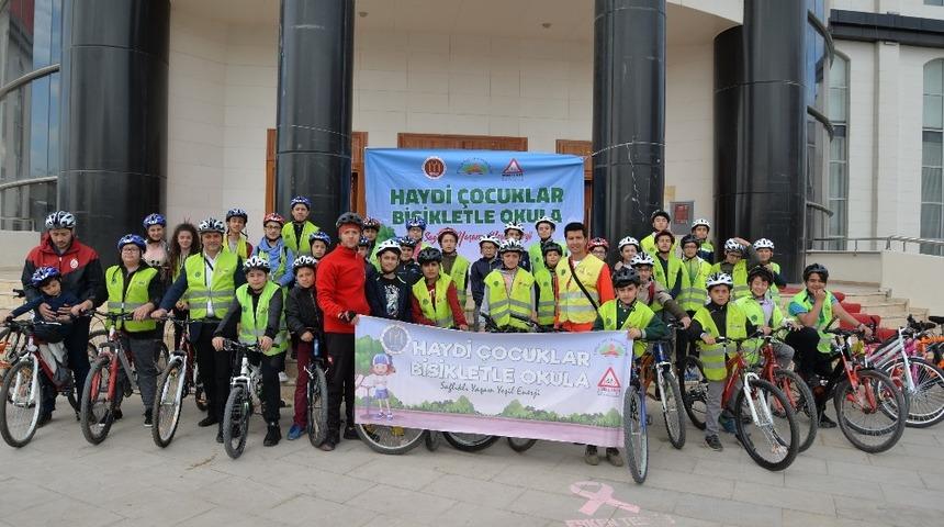 “Haydi Çocuklar Bisikletle Okula” etkinliğinin ikincisi düzenlendi