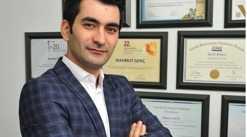 Oru&ccedil;luyken ağız kokusuna dikkat