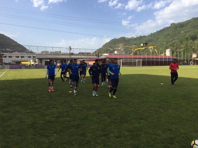 Malatya Yeşilyurt Belediyespor hazırlıklarını Trabzon’da sürdürüyor