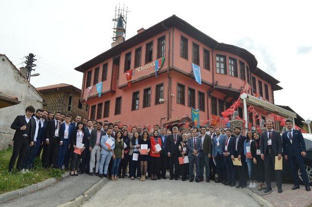 Türk Ocağı Akademisi’nden mezun oldular