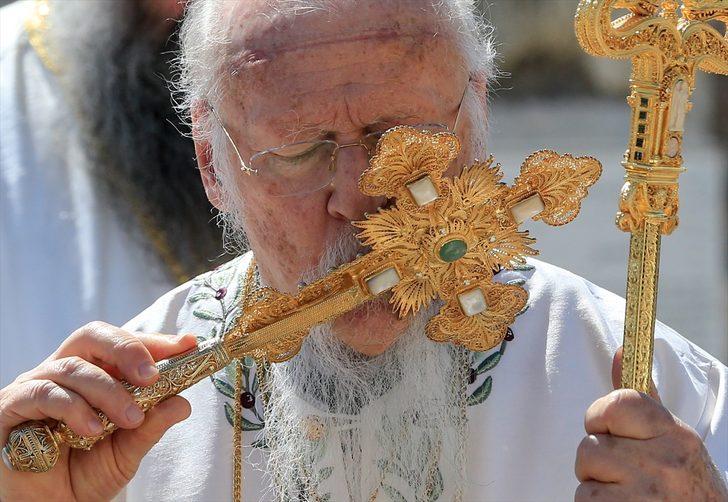 İzmir'de Aziz Yuhanna ayini G2