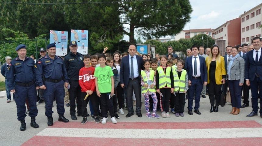 Biga&rsquo;da "&Ouml;ncelik Hayatın, &Ouml;ncelik Yayanın" uygulaması