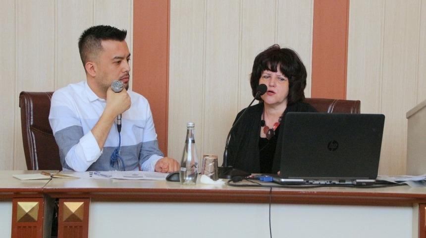 Polonyalı pedegog T&uuml;rk &ouml;ğrencilere Polonyalı &ouml;ğrencilerin ahlakını anlattı