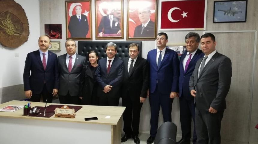 T&Uuml;RKAV&rsquo;dan &uuml;lk&uuml;c&uuml; memurlara davet