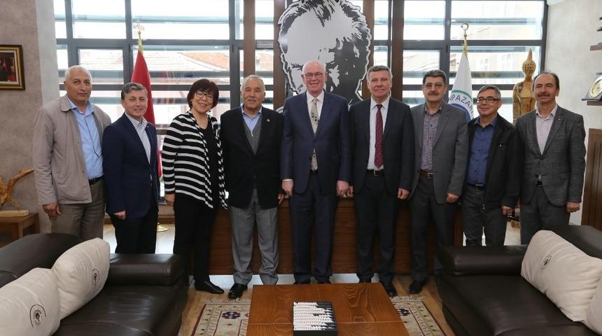 Başkan Kazım Kurt&rsquo;a STK&rsquo;lardan ziyaretler s&uuml;r&uuml;yor