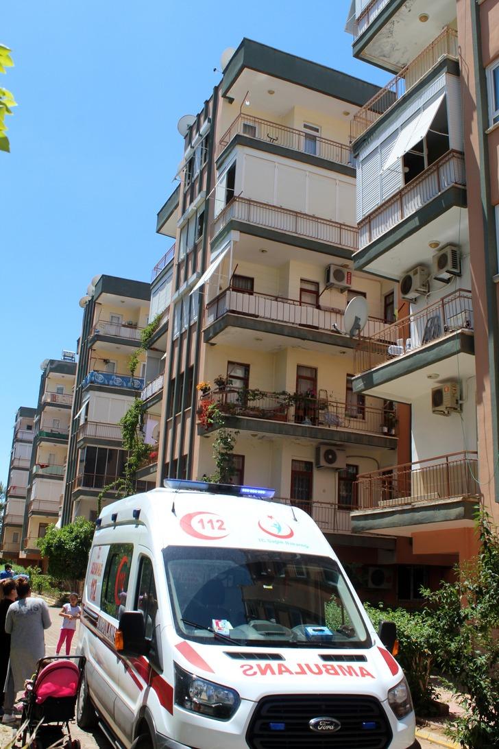 Babası intihar eden 11 yaşındaki çocuk fenalık geçirdi G1