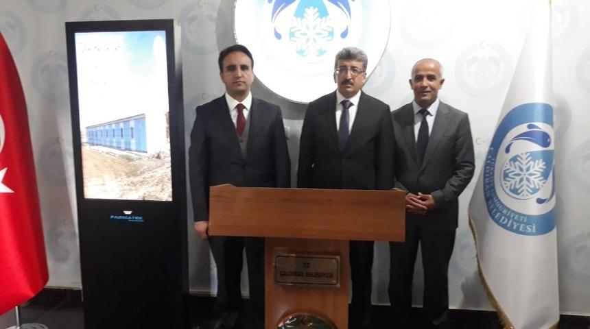 Vali Bilmez&rsquo;den Başkan Ensari&rsquo;ye ziyaret