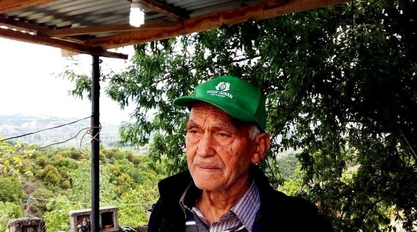 Yaşlı adamın y&uuml;z&uuml; 15 yıl sonra gelen elektrikle g&uuml;ld&uuml;