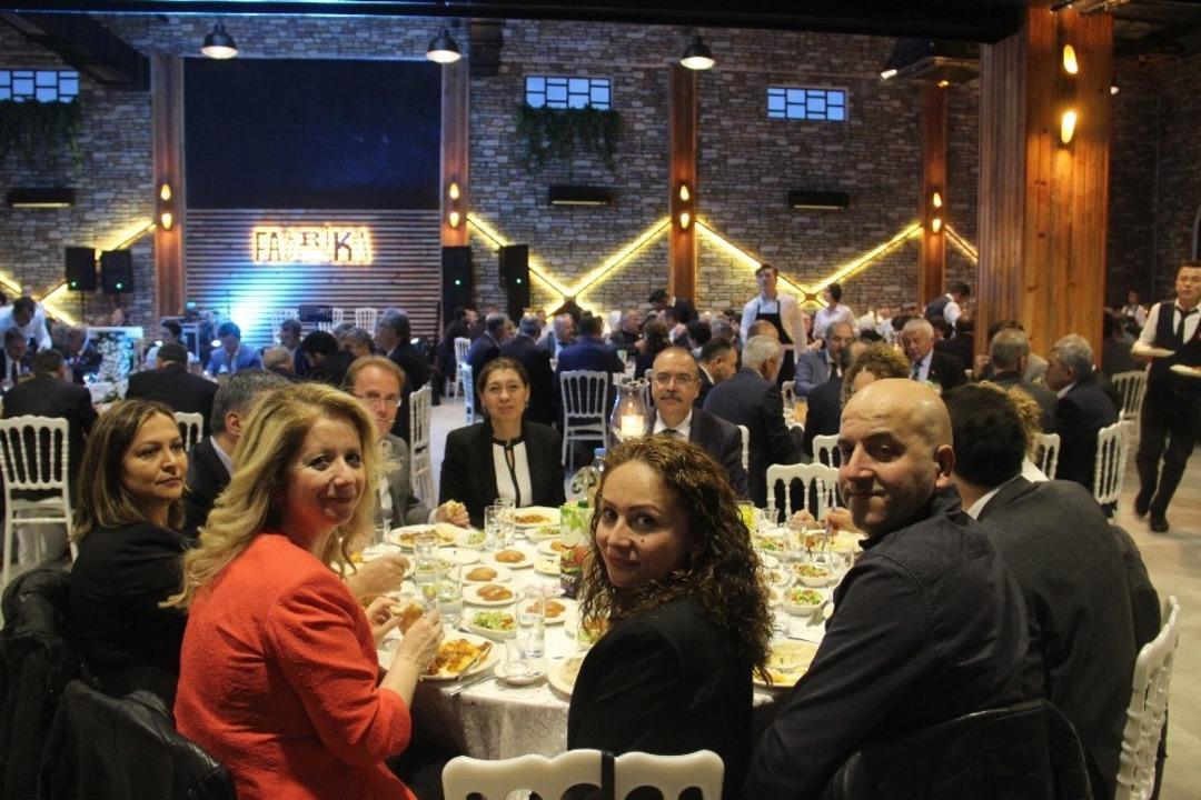 Vali Bektaş, şehit aileleri ve gaziler ile iftarda buluştu