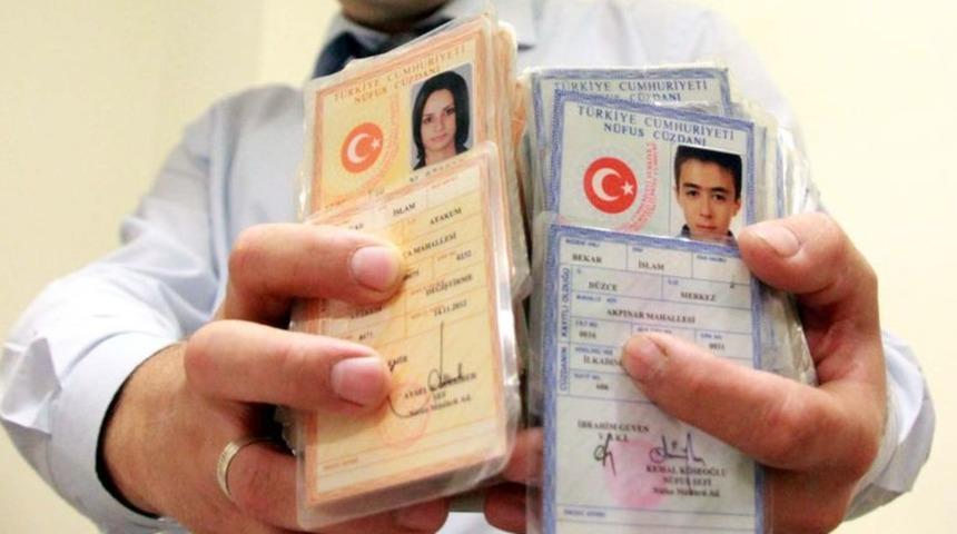 Eski kimlikle artık Gürcistan'a gidilemeyecek!