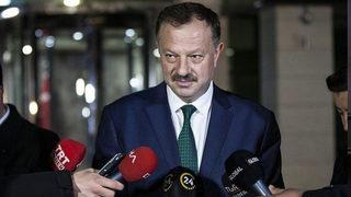 AK Parti YSK Temsilcisi Özel'den İmamoğlu'na destek veren ünlülere sert sözler! 