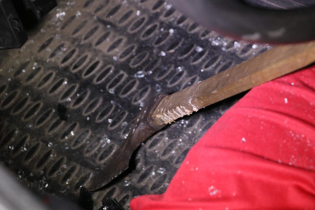 Adana'da korkun&ccedil; gece! Otomobilini vermedi diye kafasına balta sapladı