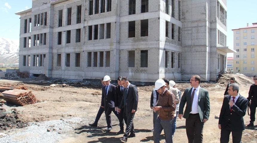 Vali Oktay Çağatay, 112 Acil Çağrı Merkezi inşaatını inceledi