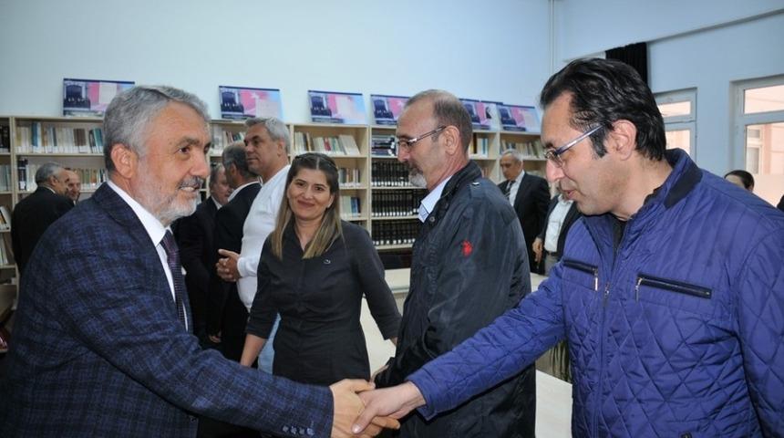 Rekt&ouml;r Bilgi&ccedil;: &ldquo;Araştırma-geliştirme hacim ve kapasitemizi dış kaynaklı projelerle daha da b&uuml;y&uuml;tebiliriz&rdquo;