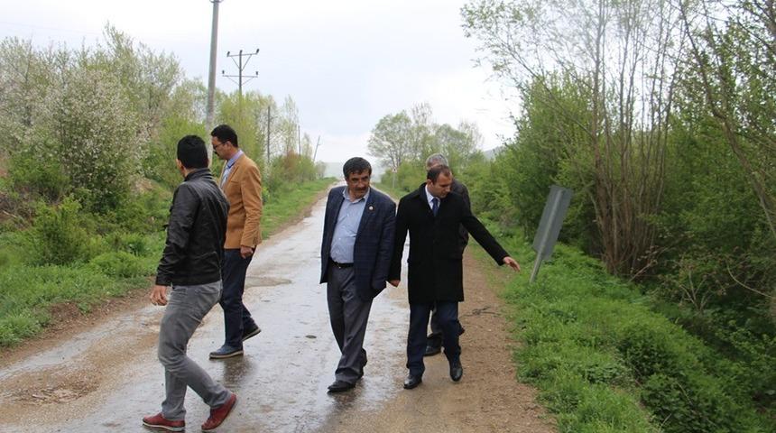 Dumlupınar&rsquo;da k&ouml;y yolu yapım &ccedil;alışmaları