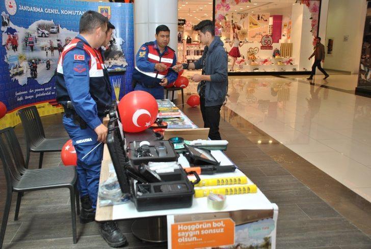 Jandarmadan Trafik Haftası etkinliği G4