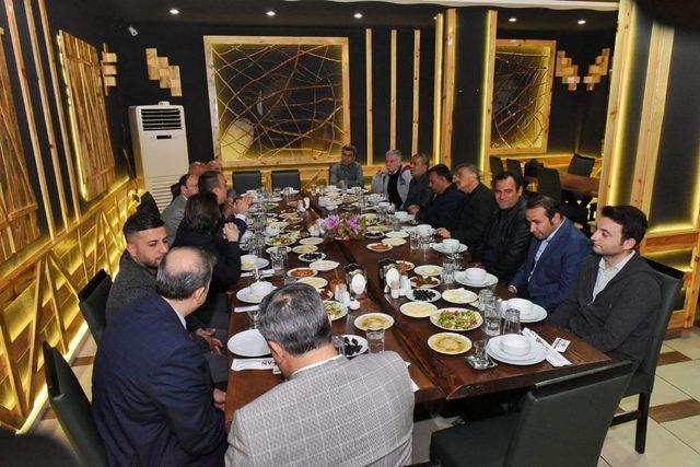 Vali Soyt&uuml;rk, gazeteciler ile bir araya geldi 2