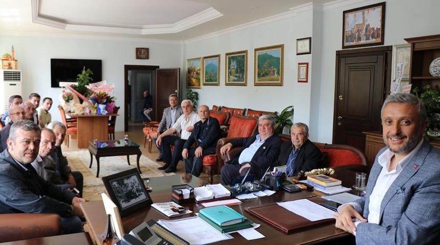 Başkan Bi&ccedil;er, merkez mahalle muhtarlarıyla bir araya geldi
