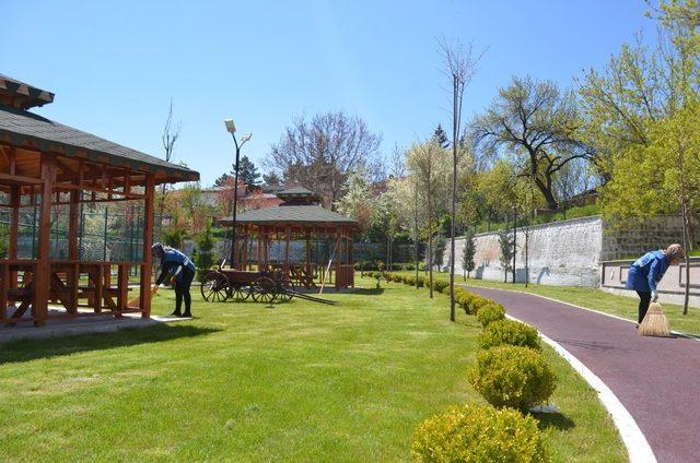 Bünyan’ın Park ve Bahçeleri Kadınlara Emanet