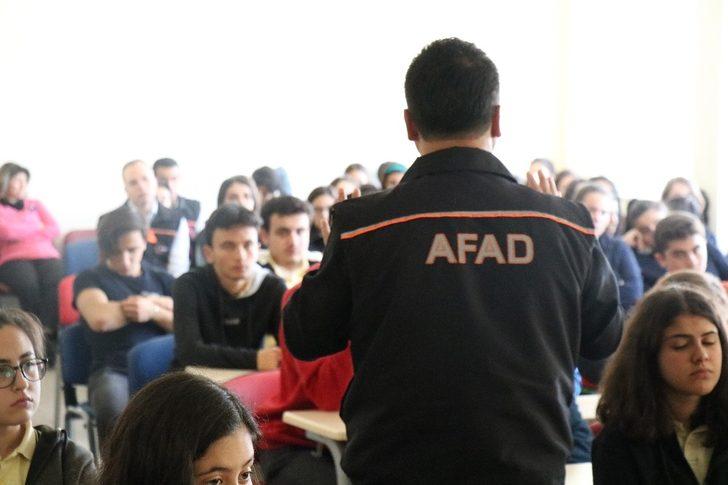AFAD, Kırşehir’de 89 bin 955 kişiye ‘Temel Afet Eğitimi’ verdi G2