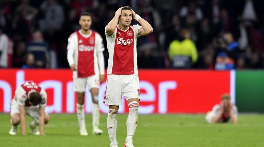 Ajax'ın elenmesi Hollanda basınında geniş yer buldu