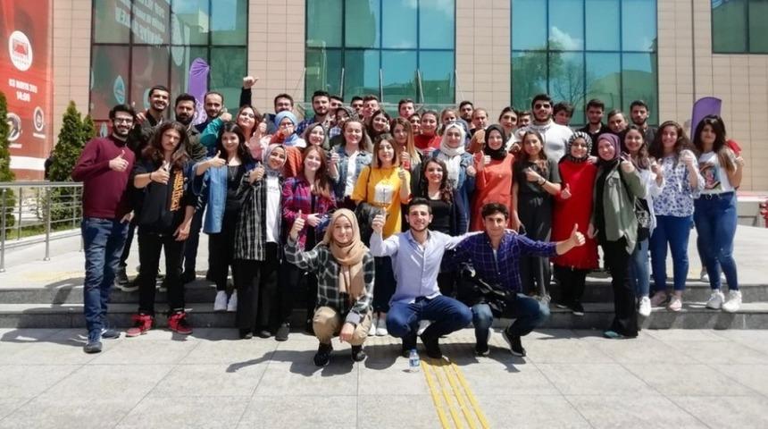 DP&Uuml; Sahne Ateşi tiyatro grubundan T&uuml;rkiye birinciliği