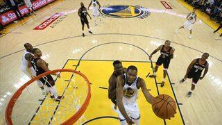 Golden State Warriors seride avantajı yakaladı