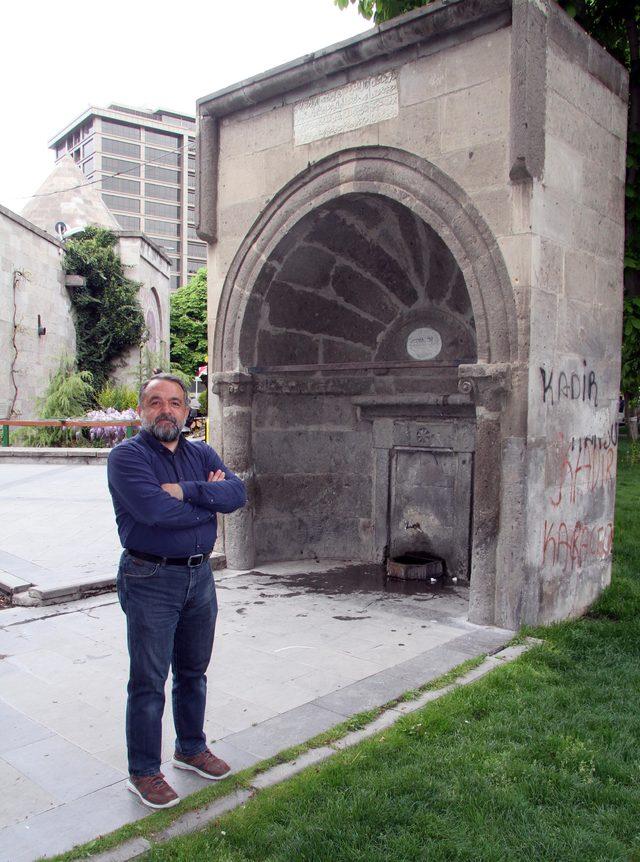 Kayseri'de tarihi çeşmeler tahrip edildi