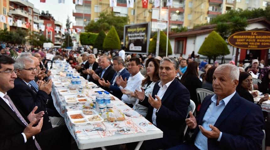 Başkan Uysal: "Tek derdimiz her kuruşu Muratpaşaya döndürmek"