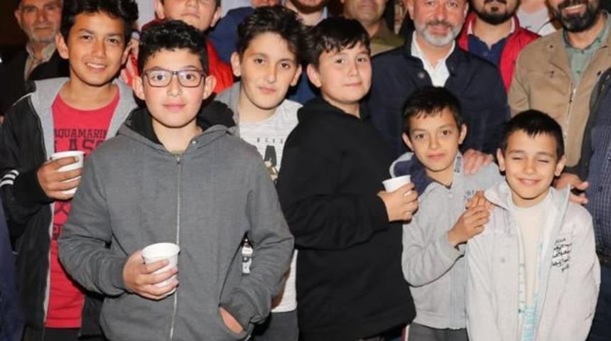 Kocasinan&rsquo;ın İkram &Ccedil;eşmesi&rsquo;nden Limonata Akıyor