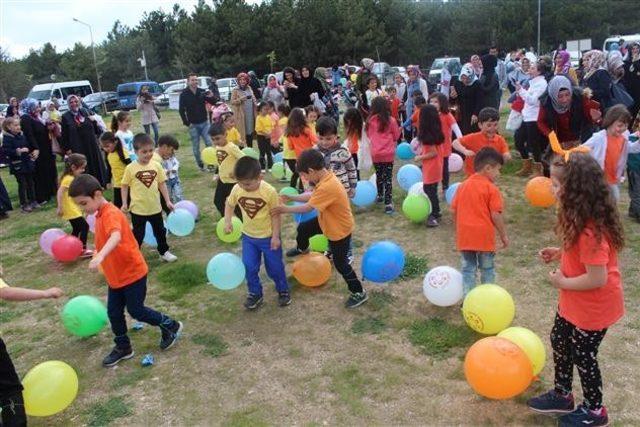 Bilecik’te “Çocuk Şenliği” programı