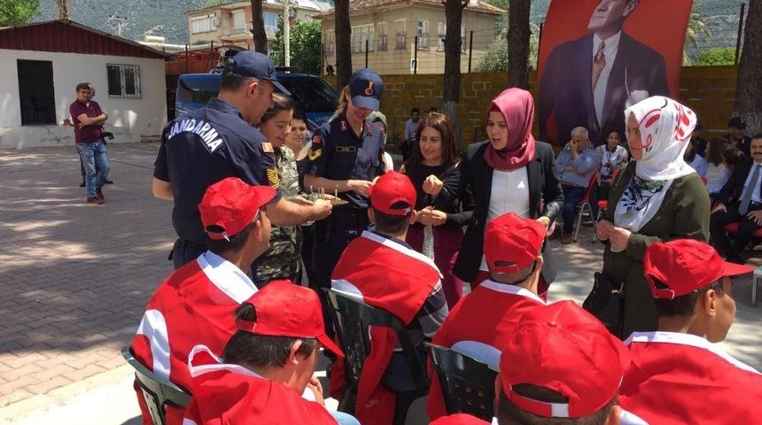 Jandarmadan Engelliler Haftasında mutlu eden etkinlik