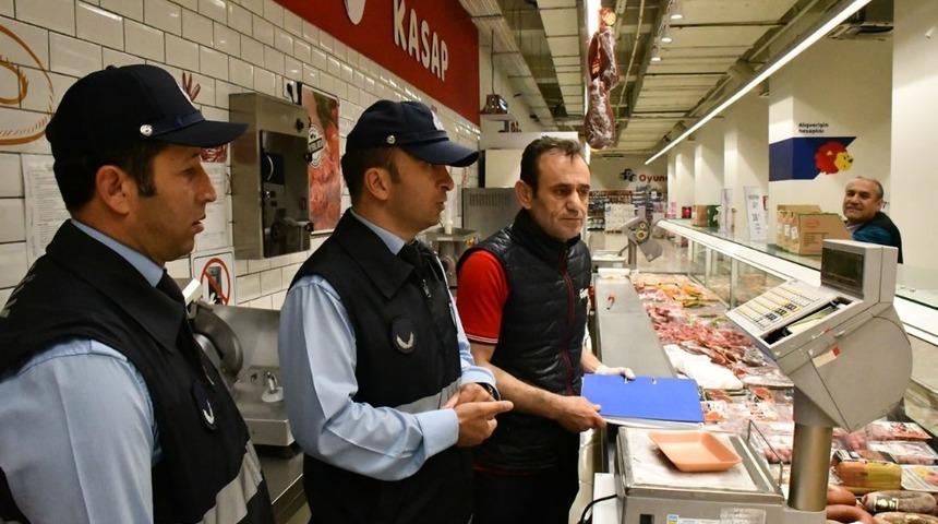 Karab&uuml;k Belediyesi&rsquo;nden et ve et &uuml;r&uuml;nlerine ramazan denetimi
