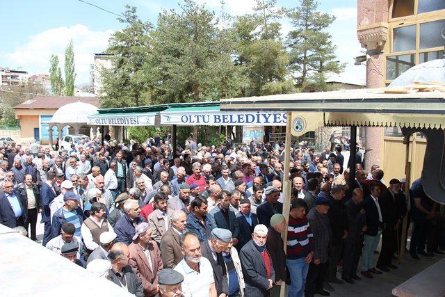 Teravih namazına giden ve bir gün sonra cesedi bulunan şahıs toprağa verildi