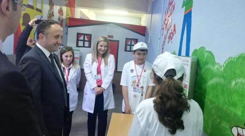 Okuldan 4006 TUBİTAK Bilim Fuarı