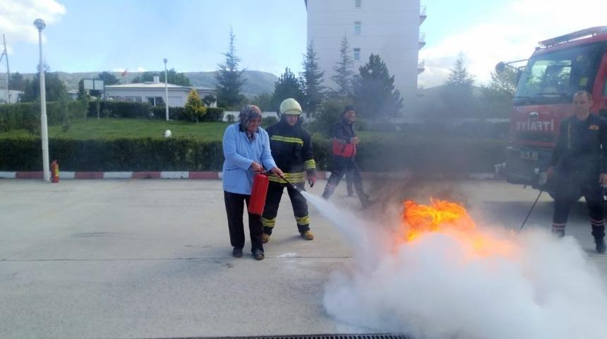 Beyşehir&rsquo;de &ouml;ğrenci yurdunda yangın tatbikatı