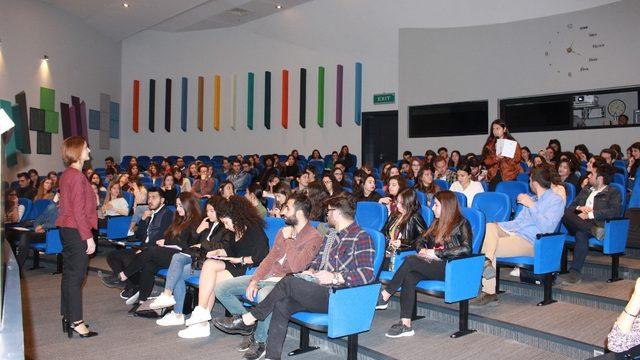 HUGO BOSS İzmir, Future Summit’te 200 öğrenci ile buluştu